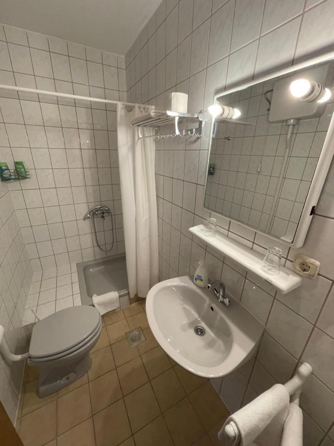 Hard Rock Rooms For Two Livno Exterior foto